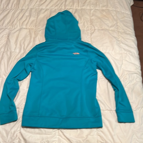 North face women’s medium polyester hooded sweatshirt barely worn - Picture 3 of 3
